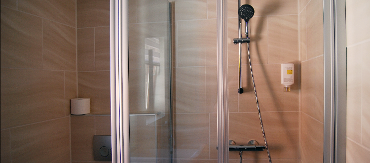 Bad im Einzelzimmer 